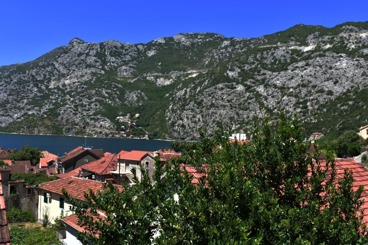 Apartments Montenegro Risan Cuckovic Екстер'єр фото