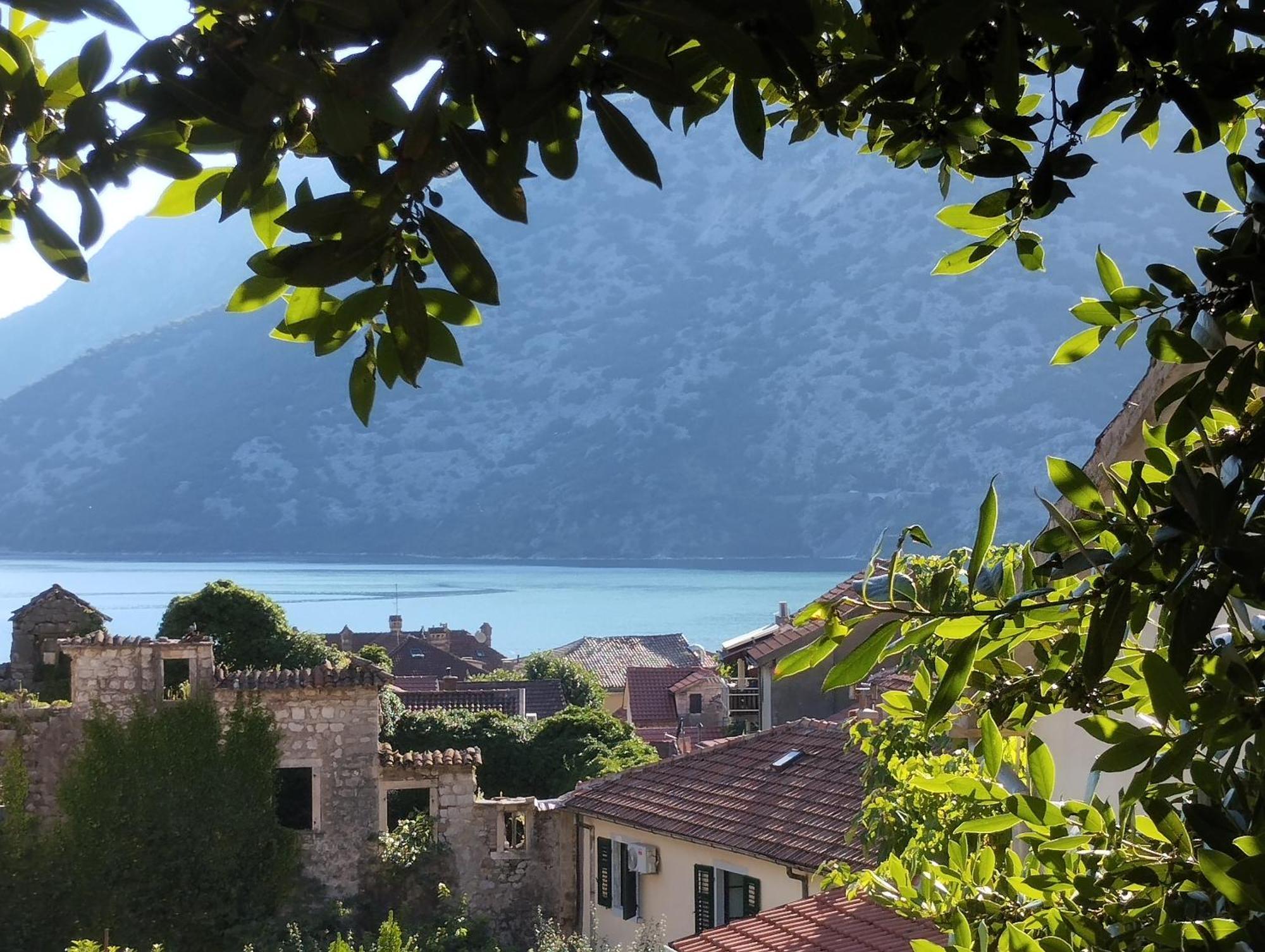 Apartments Montenegro Risan Cuckovic Екстер'єр фото