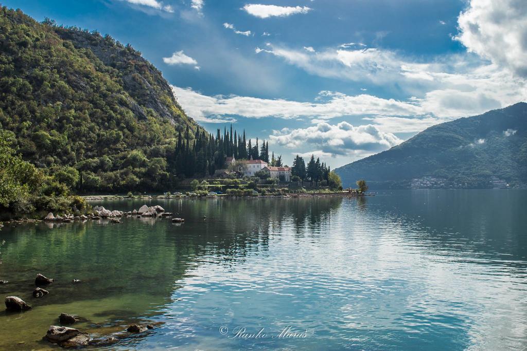 Apartments Montenegro Risan Cuckovic Екстер'єр фото