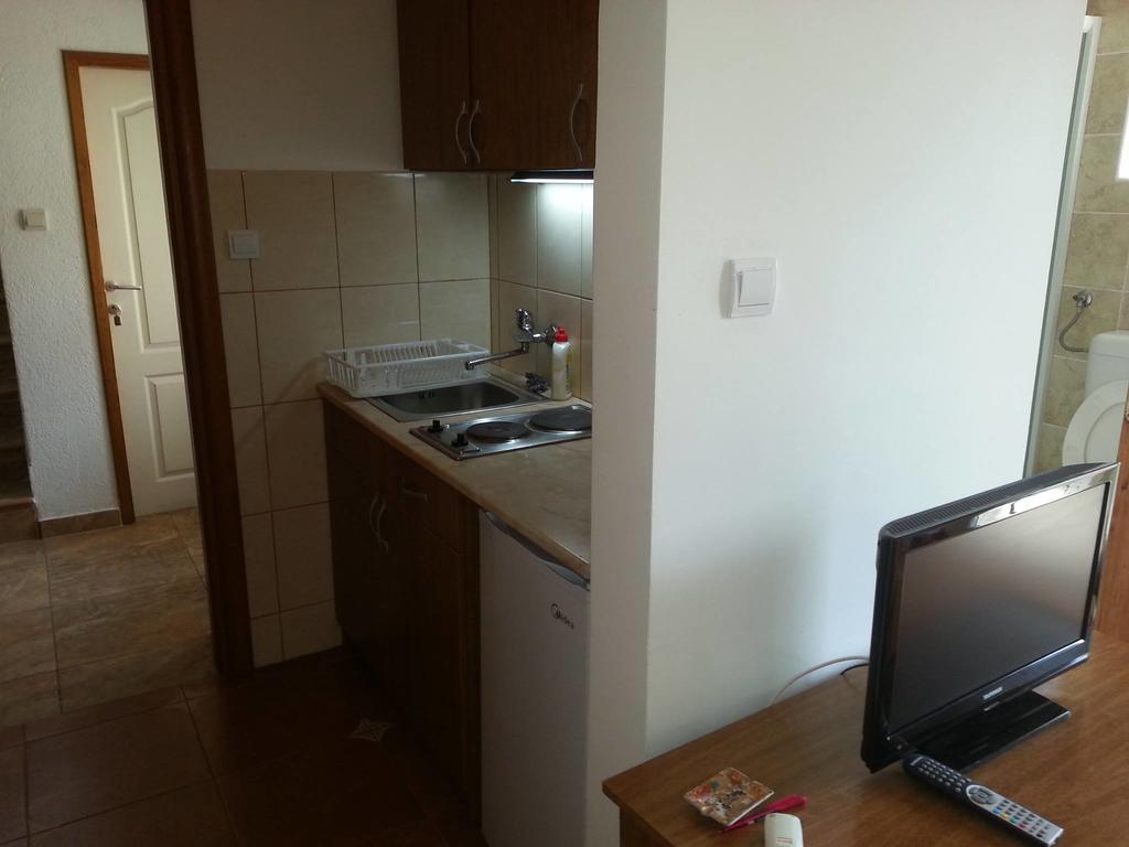 Apartments Montenegro Risan Cuckovic Екстер'єр фото