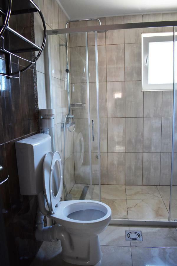 Apartments Montenegro Risan Cuckovic Екстер'єр фото